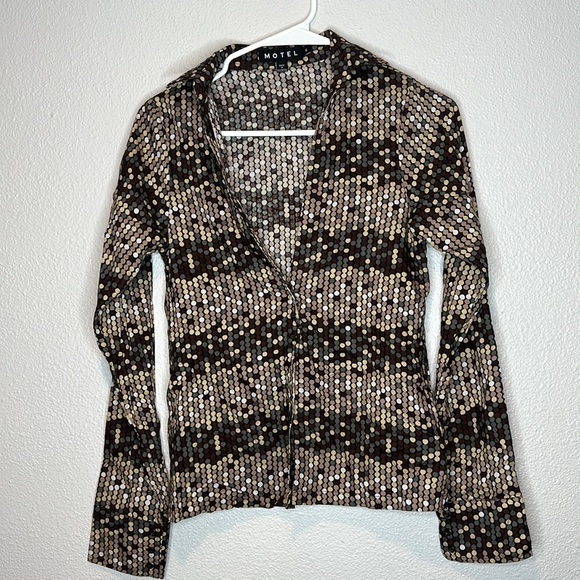 Motel Retro Print Button Down Shirt Size Small NWOT - Picture 1 of 5